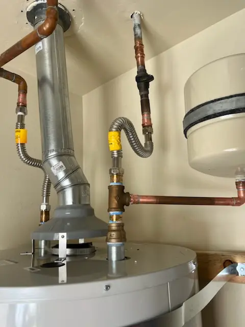 Water heater installation and plumbing repair in Killeen